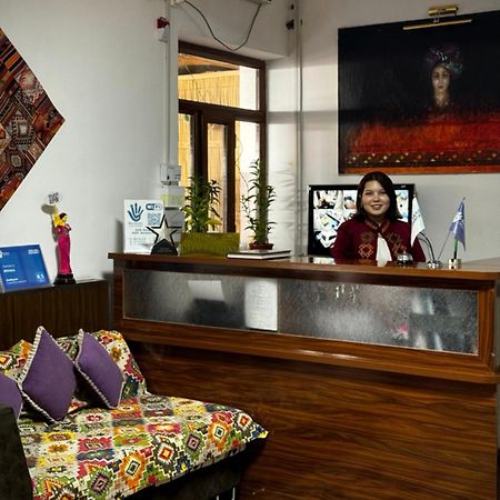 Besqala Hotel Нукус Екстериор снимка