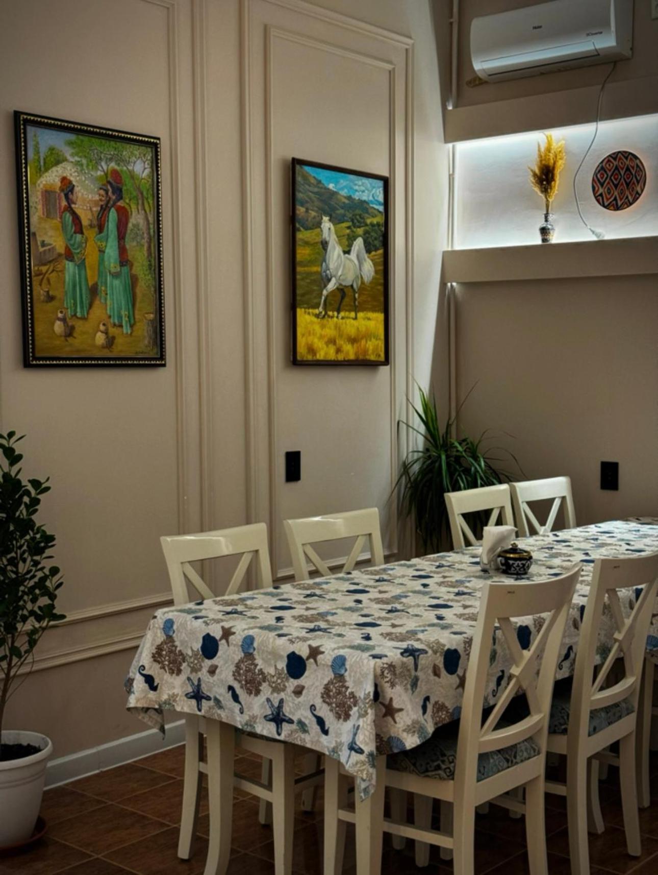 Besqala Hotel Нукус Екстериор снимка