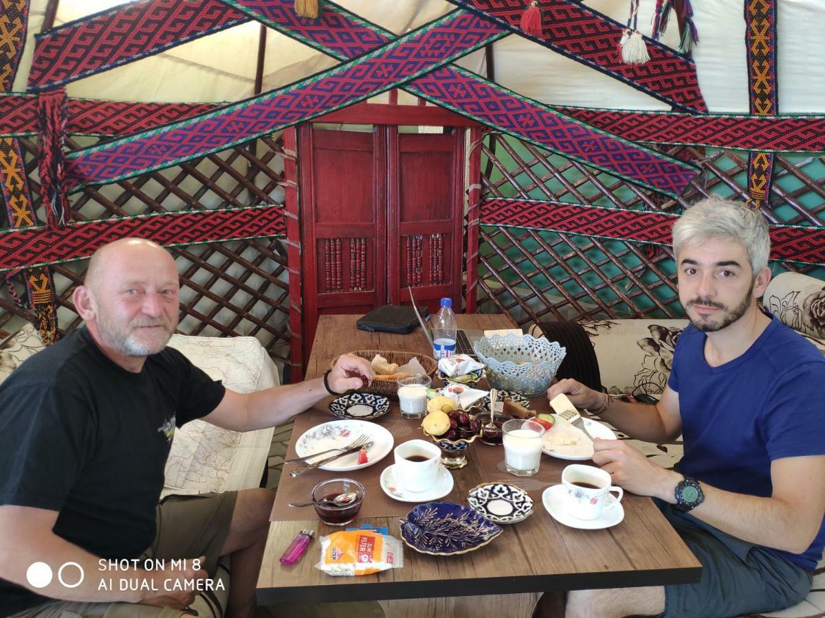 Besqala Hotel Нукус Екстериор снимка